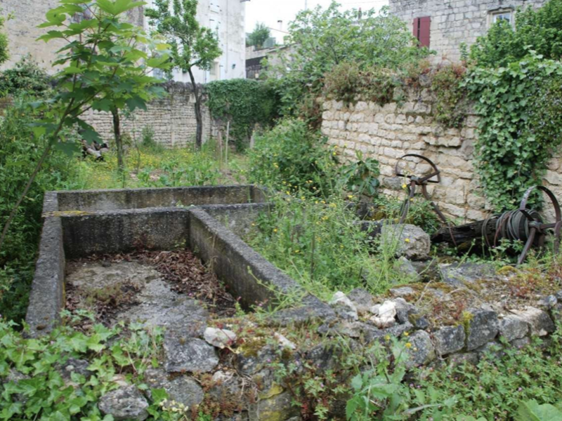 Le lavoir avant sa rénovation 